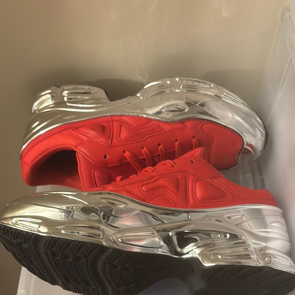 Raf Simons - Picture 6 of 6